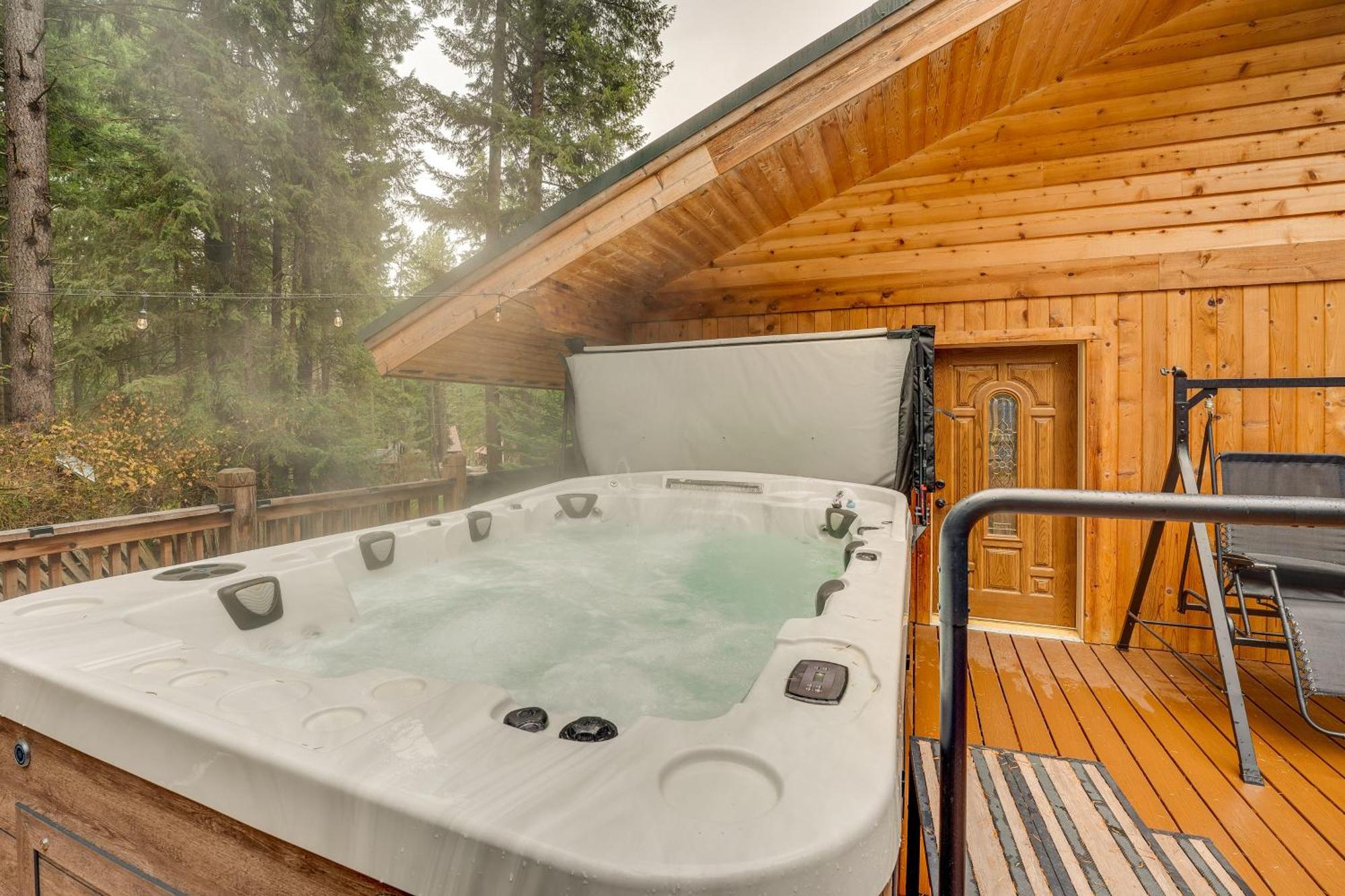 Leavenworth Cabin With Deck, Hot Tub And Game Room! Dış mekan fotoğraf