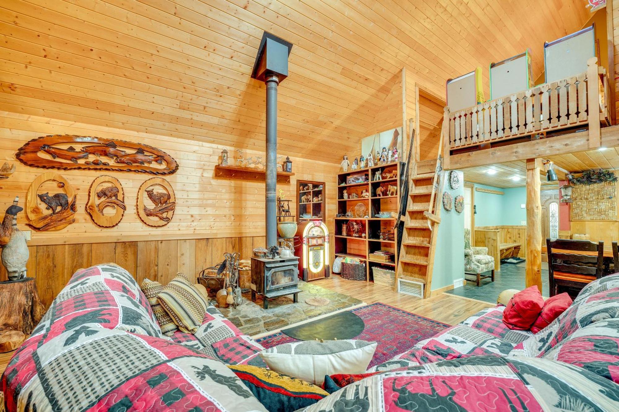 Leavenworth Cabin With Deck, Hot Tub And Game Room! Dış mekan fotoğraf